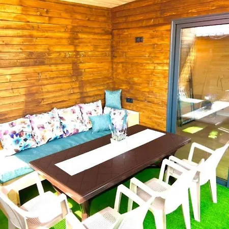 еко къщи еко Кемпинг *