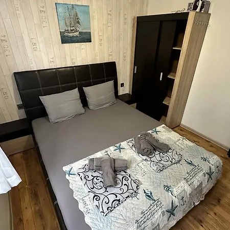 Кемпинг еко къщи еко *